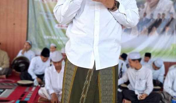 MENELADHANI AKHLAK NABI MUHAMMAD SAW DIZAMAN SERBA DIGITAL